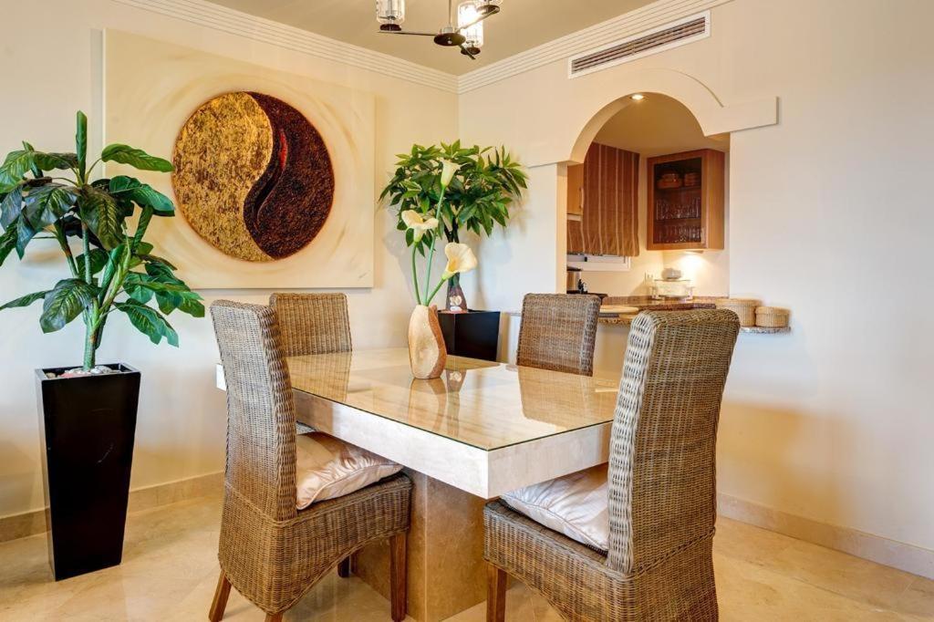Frontline Beach Apartment - Sinfonia Del Mar Estepona Exterior photo